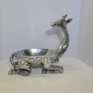 Large Giraffe Serving Bowl Home Decor Shelf Sitter Pewter Finish Made In India